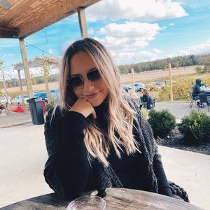 Meet your Posher, Emma